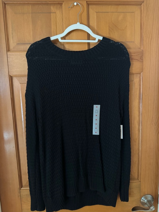 Old Navy Sweaters - Old Navy Crewneck Sweater
